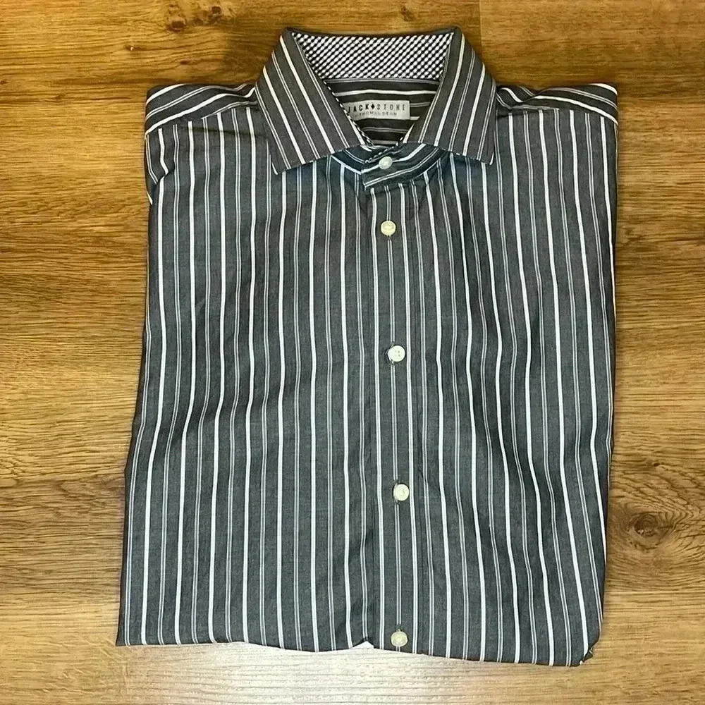 Jack Stone by Thomas Dean Men’s XL Button Down Gray & White Shirt